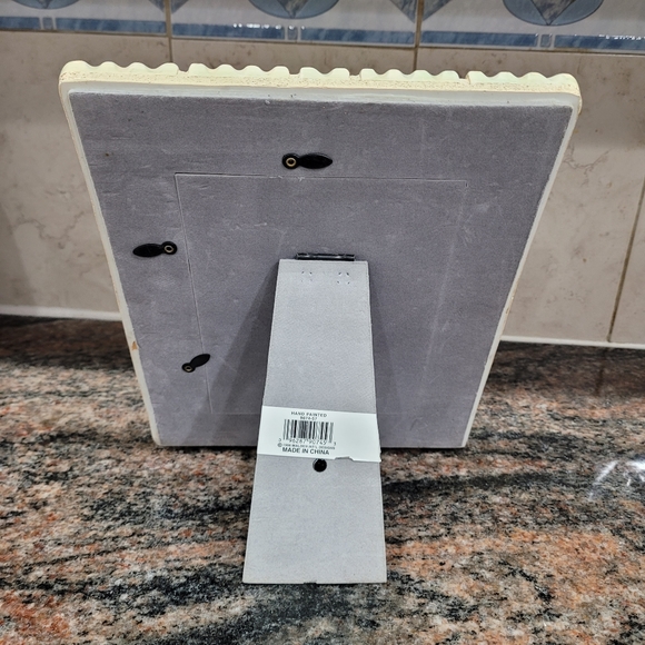 AMOR MALDEN International Hand Painted Floral Picture Frame Flowers 5x7 - Picture 7 of 7